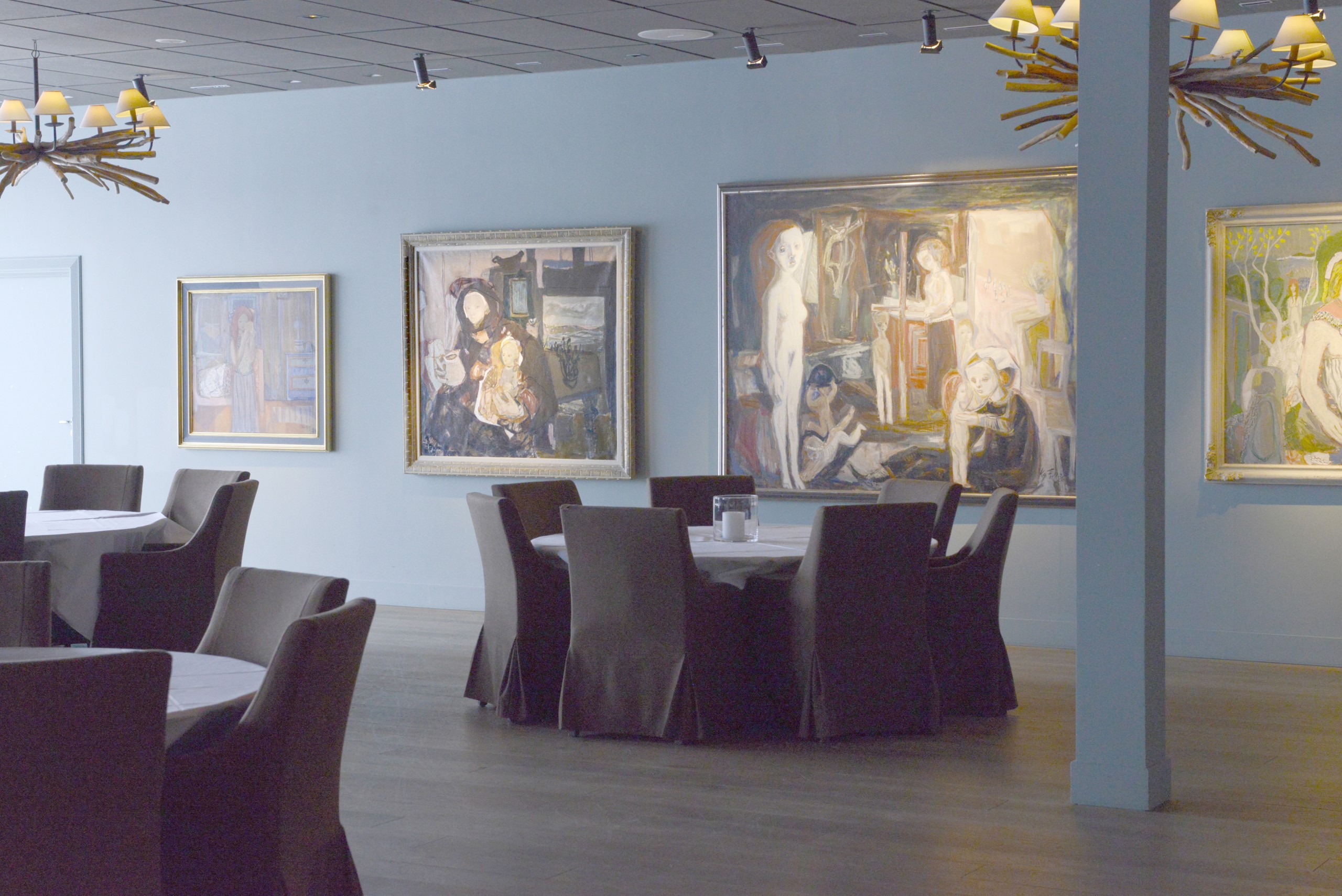 The Gundersen Collection har en stor privat samling med Kai Fjell sine arbeider.