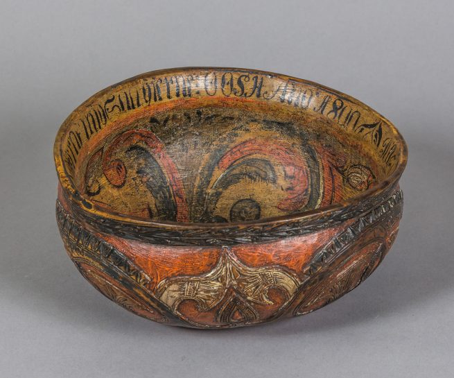 The Gundersen Collection er en imponerende samling av kunst og norske bondeantikviteter. Store deler av samlingen er stilt ut på hotellet Vestlia Resort i fjellbygda Geilo, Norge. The Gundersen Collection har også Norges viktigste private samling med Munch-grafikk. Ikke minst flere håndkolorerte grafiske verk. TGC har også verdens største samling med Peder Balke. I tillegg til en imponerende samling norsk bondekunst.