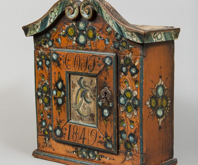 Hengeskap i The Gundersen Collection